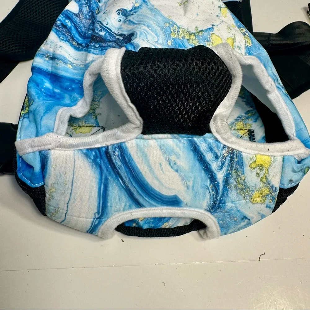 NWT. Pawaboo Pet Carrier Backpack. Pawaboo Pet Carrier for small dogs